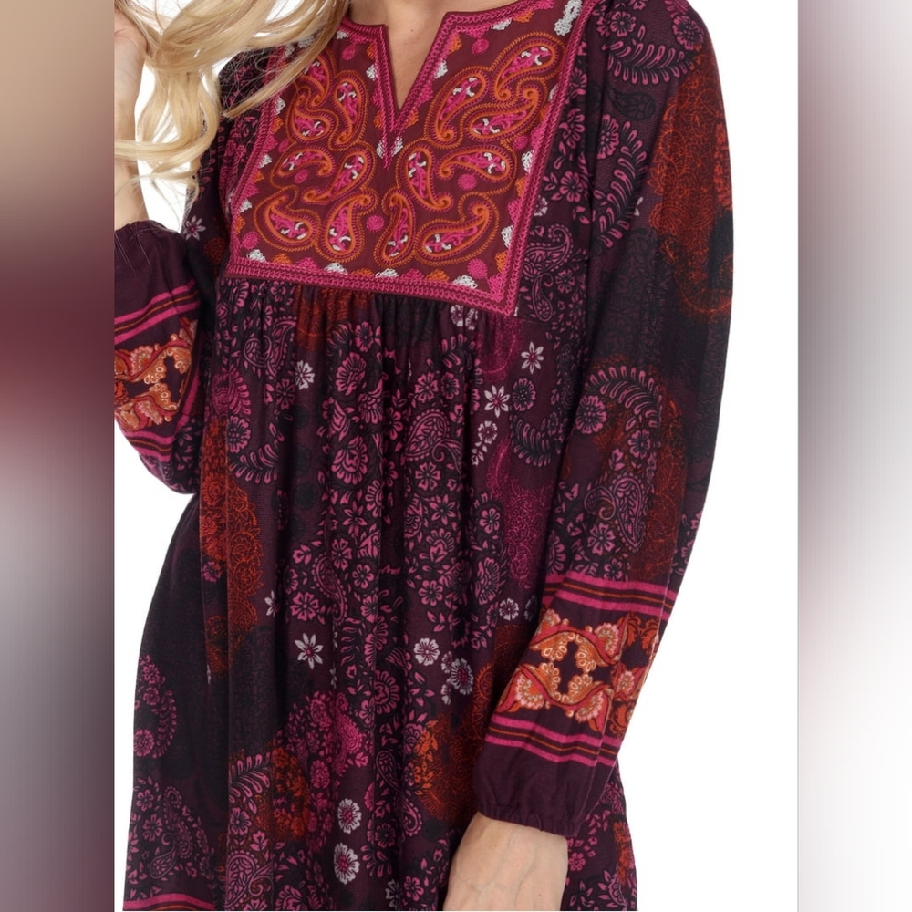 White Mark Women's Apolline Boho Embroidered Sweater Dress, Purple Paisley